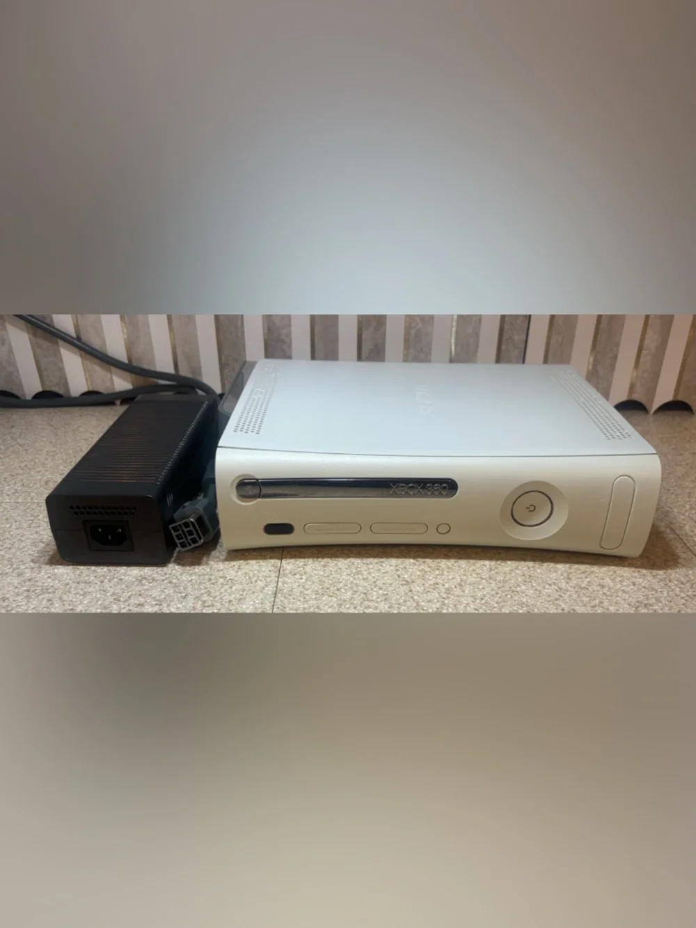 Refurbished Xbox 360 Console Bundle w/ NEW Laser + Controller + HDD + warranty